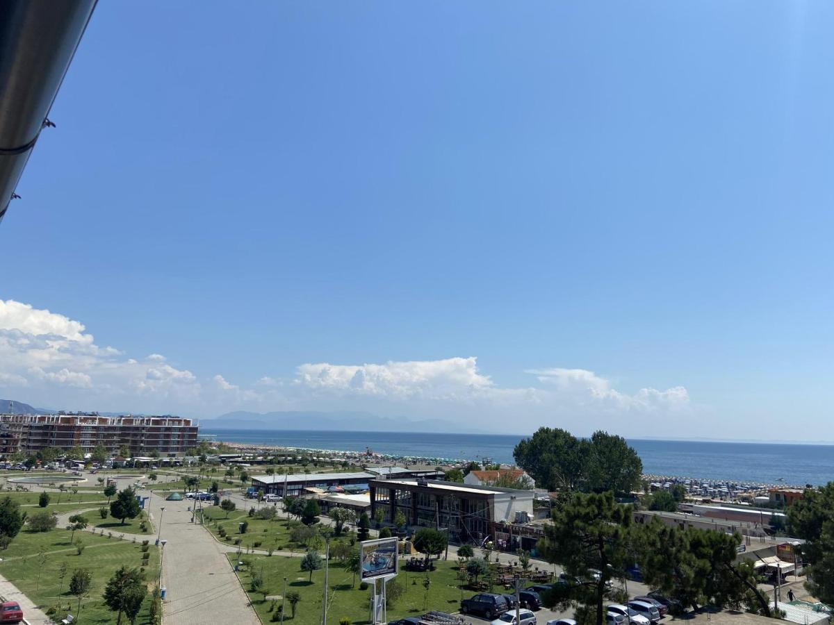 Отель Center Park Велипойе Экстерьер фото